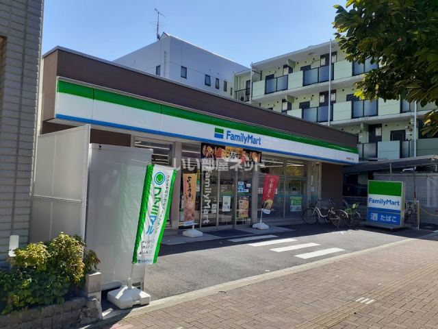 コンビニ　ファミリーマート東中野4丁目店（コンビニ）まで435m