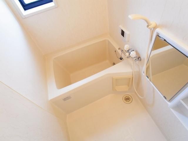 バス・シャワールーム　☆嬉しい追い焚きバス☆