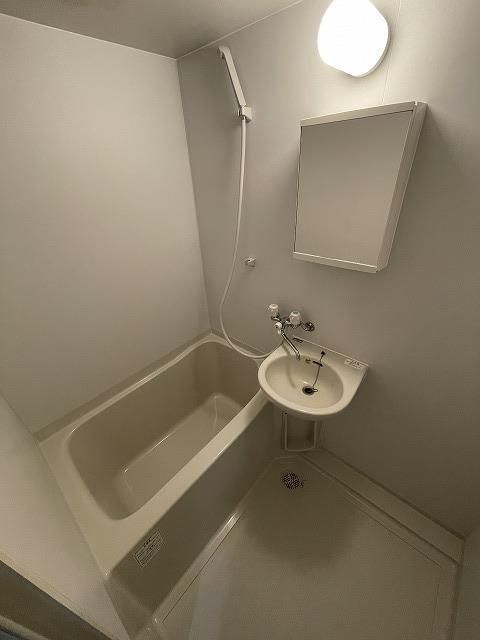 バス・シャワールーム　※同建物別室参照