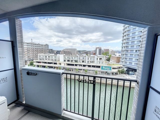 バルコニー　バルコニー