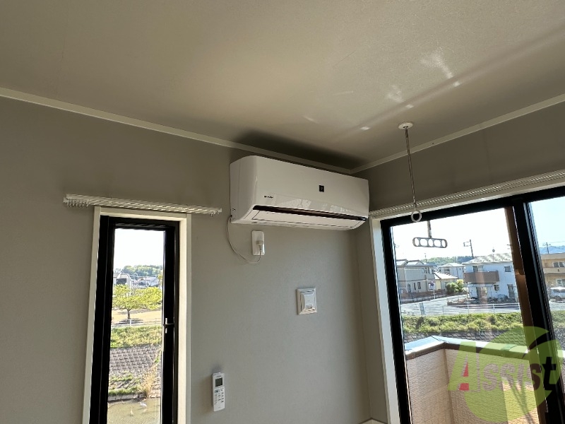 その他設備　エアコンはもちろん有りますよ。夏や冬もＯＫです。
