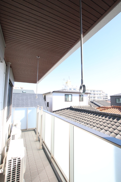 バルコニー　物干し竿設置できます♪