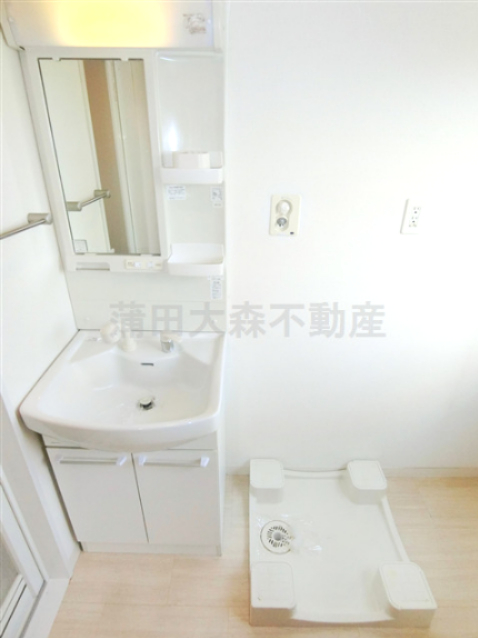 洗面設備　洗面脱衣所　独立洗面台　洗濯機置き場