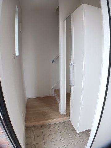 玄関　明るい玄関です