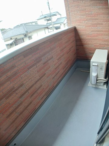 バルコニー　落ち着いた時間を過ごせるバルコニーです