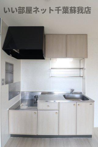 キッチン　コンパクトなキッチンで掃除もラクラク