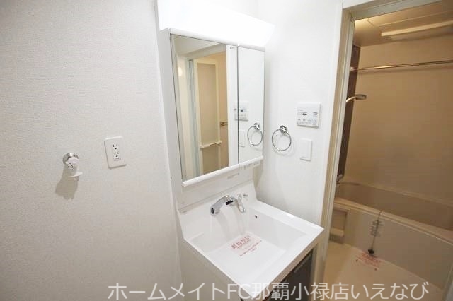 洗面設備　※別部屋のお写真となります。