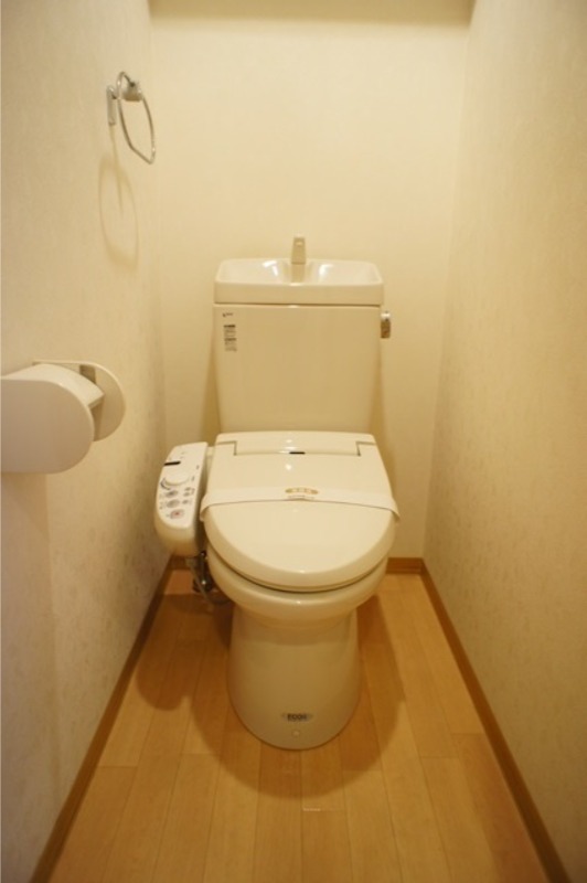 トイレ　図面と現状に相違がある場合には現状を優先