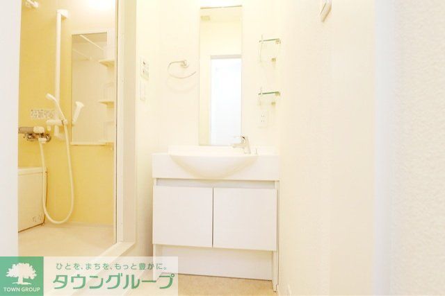 洗面設備　★★身支度に便利な独立洗面化粧台★★