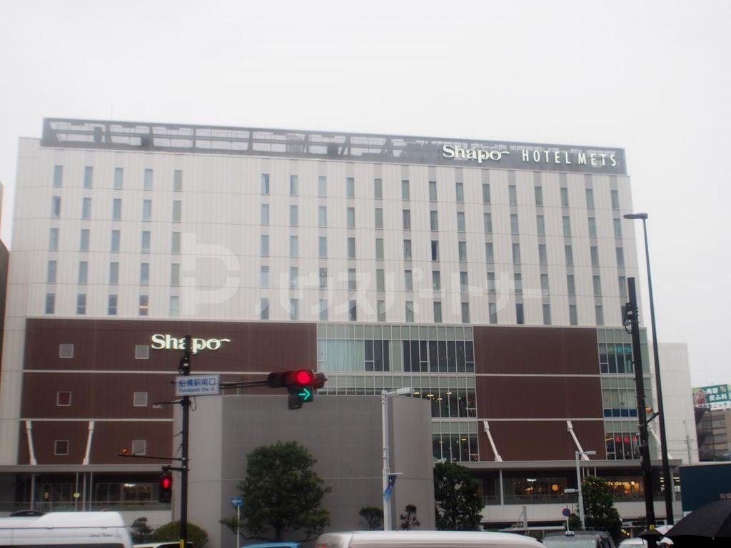 ショッピングセンター　シャポー船橋（ショッピングセンター）まで540m