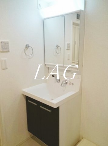 洗面設備　洗面台です。