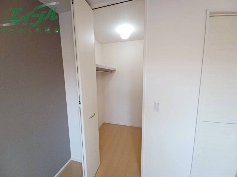 収納　別部屋参考写真です