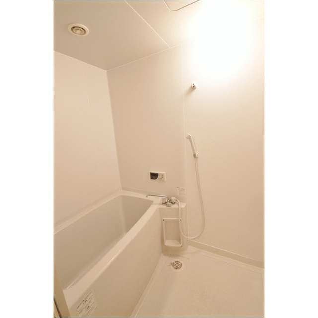 バス・シャワールーム　追い焚き機能付き♪同タイプ