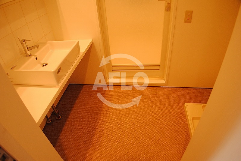 洗面設備　オービットステージ北堀江　独立洗面台