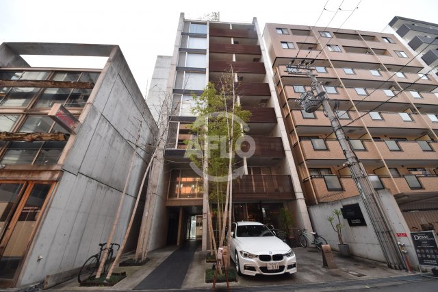 建物外観　オービットステージ北堀江　おしゃれなスタイリッシュな外観