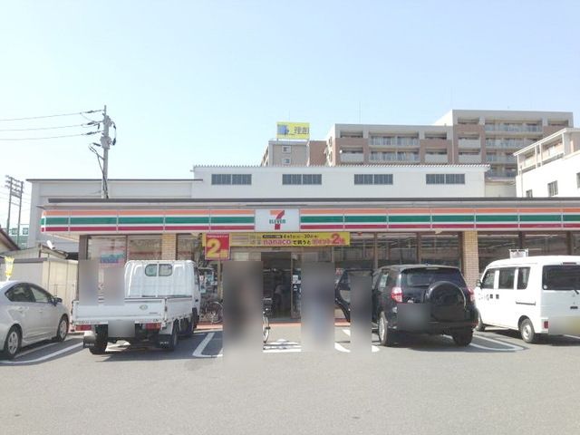 コンビニ　セブンイレブン博多豊1丁目店（コンビニ）まで587m