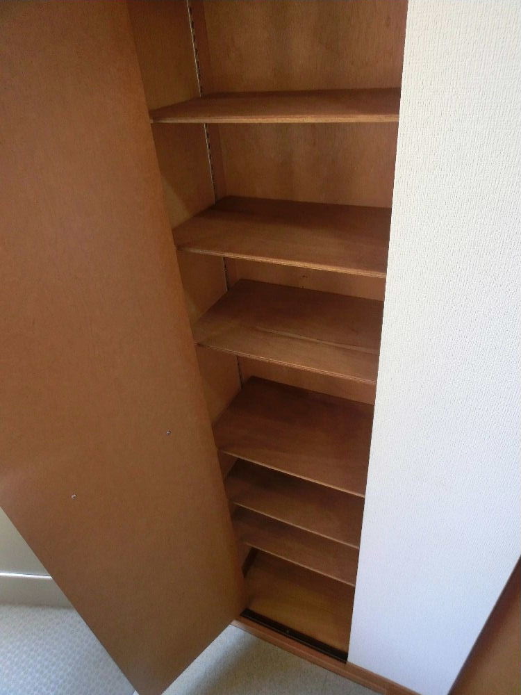収納　別のお部屋の写真です。現況を優先します。