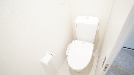 トイレ　シャワー付きトイレ