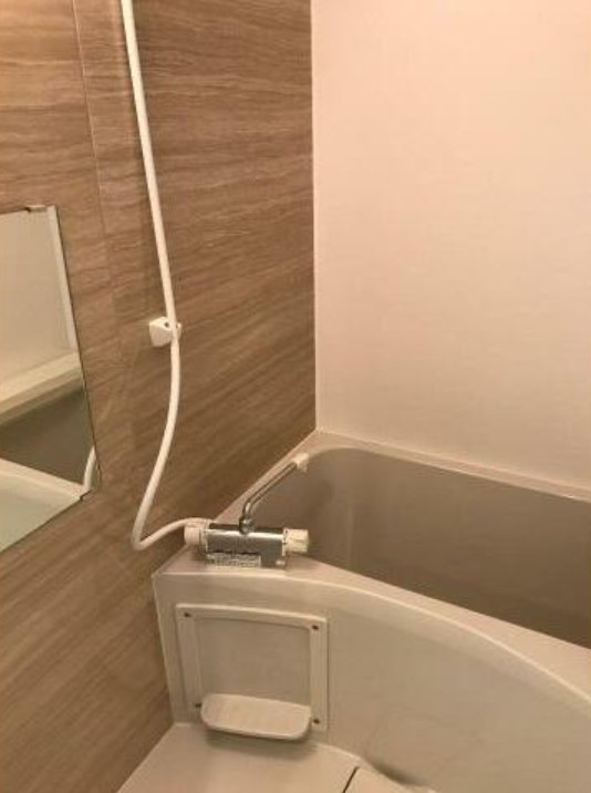 バス・シャワールーム　※別部屋参考写真