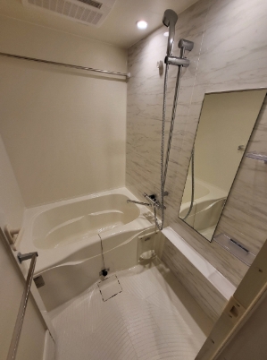 バス・シャワールーム　☆ゆったりくつろげるお風呂☆
