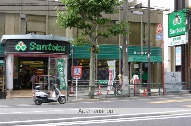 スーパー　（株）三徳／早稲田店（スーパー）まで379m