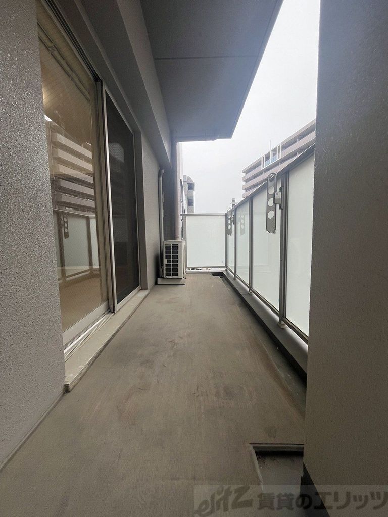 バルコニー　バルコニー