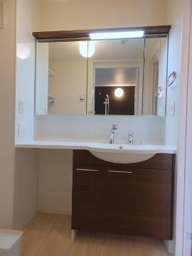 洗面設備　洗髪洗面化粧台