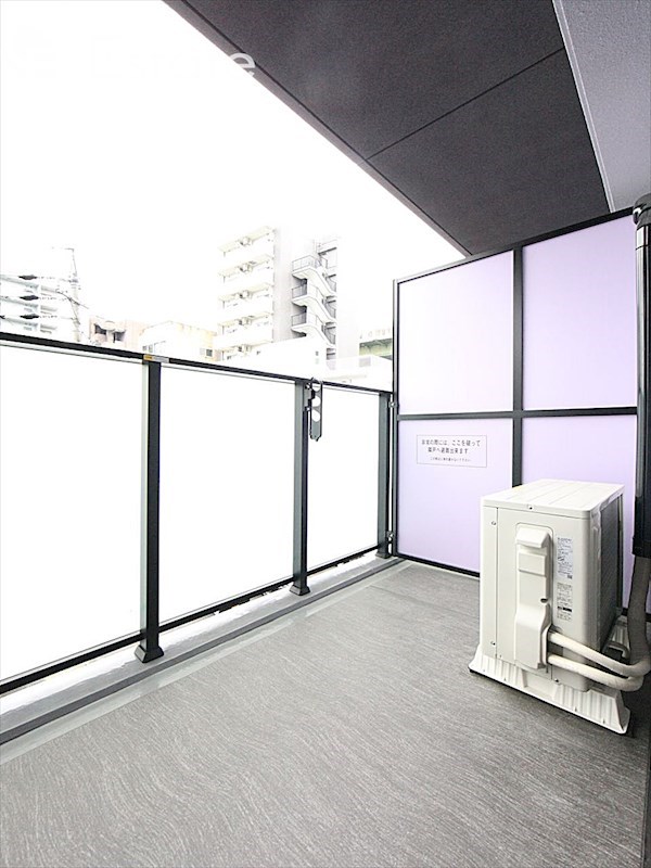 バルコニー　バルコニー