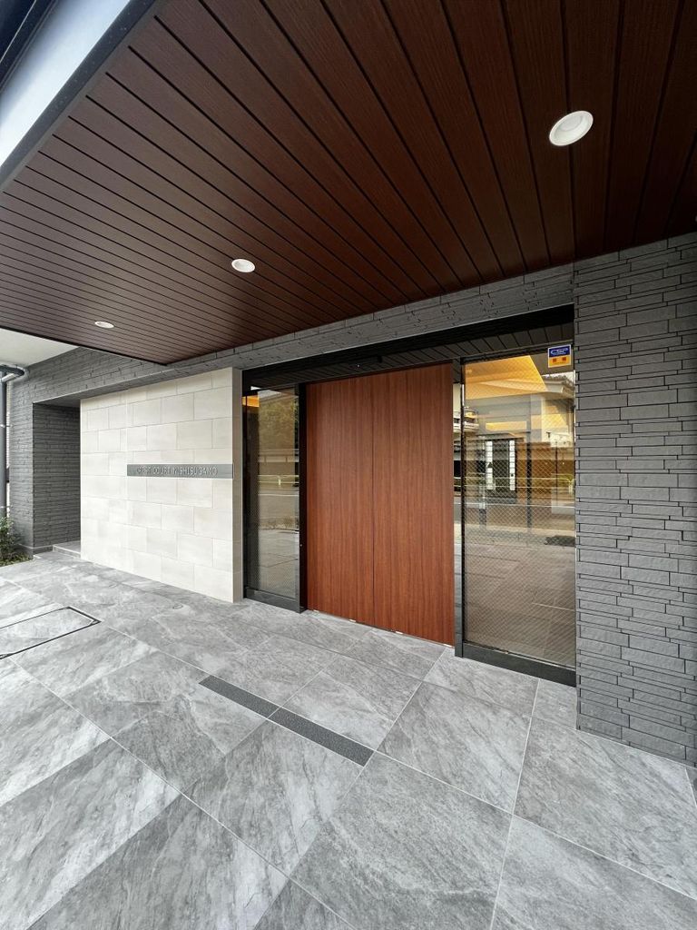 エントランス　外観