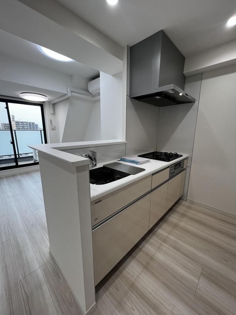 キッチン　バルコニー