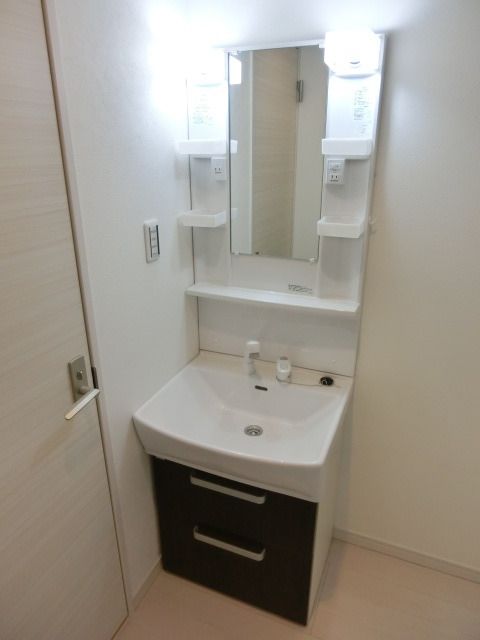 洗面設備　シャンプードレッサー（同一タイプ）