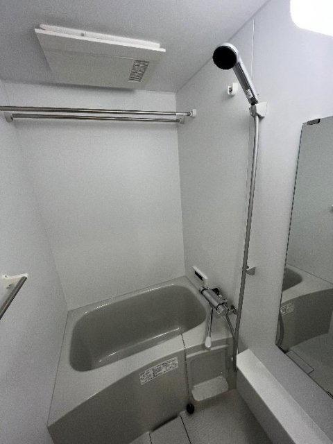 バス・シャワールーム　同物件別号室の写真です。