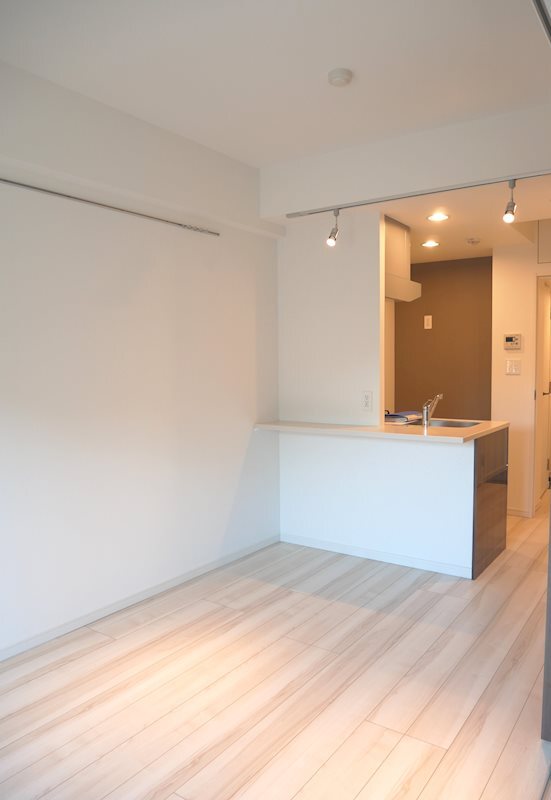 居室・リビング　別号室参考写真