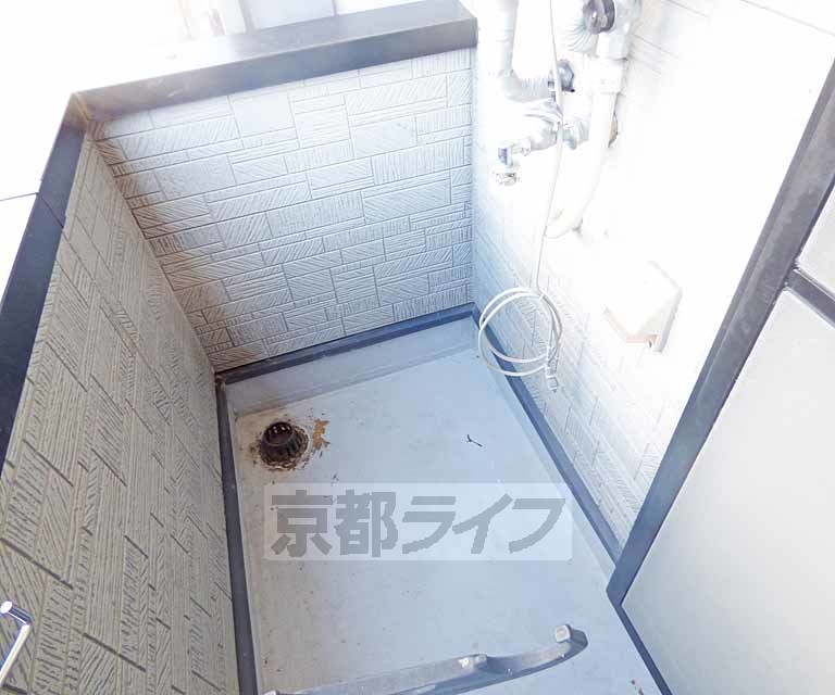 その他設備　洗濯機が置けます。