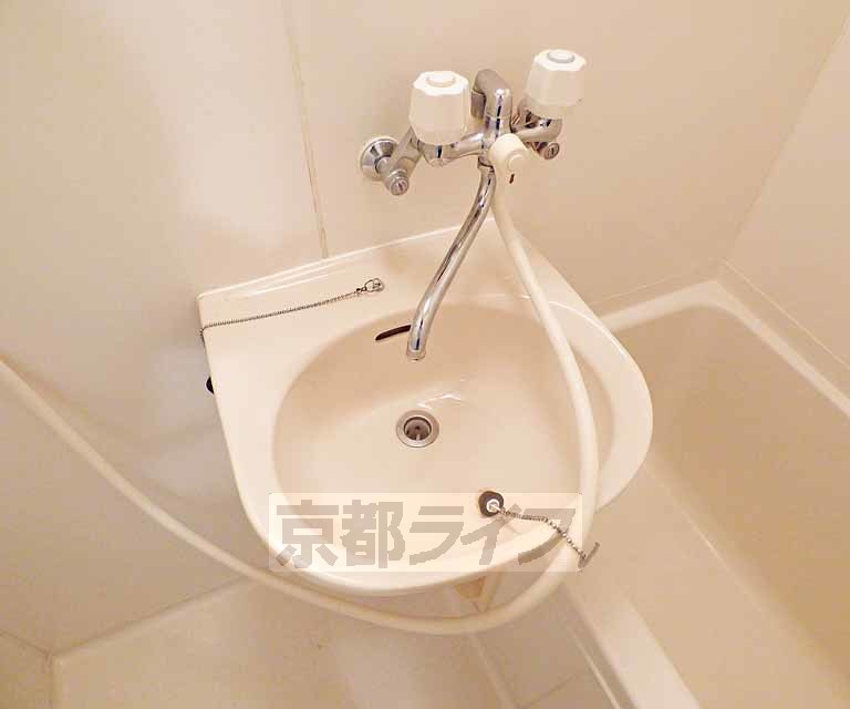 洗面設備　洗面台です。