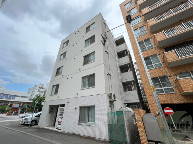 建物外観　札幌市中央区大通西「ｐｒｅｓｔｉｇｅ　Ｓａｐｐｏｒｏ」