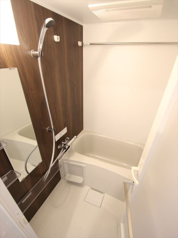 バス・シャワールーム　浴室乾燥機付のUB