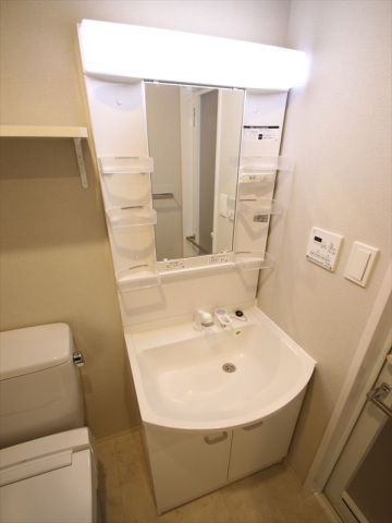 洗面設備　独立洗面化粧台