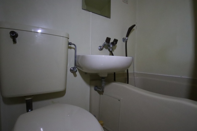 バス・シャワールーム　※別部屋の参考写真となります※現況優先※