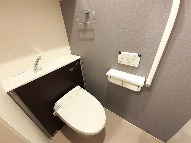 トイレ　※他部屋参考写真