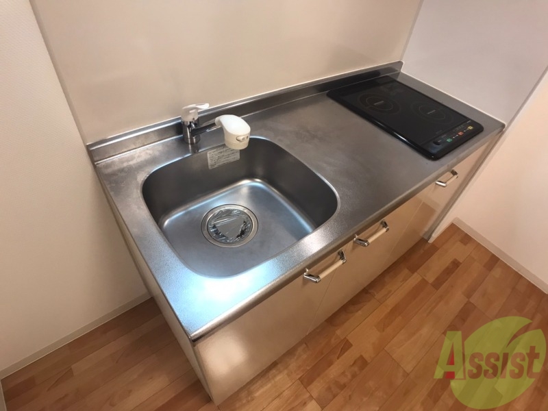 キッチン　キッチンが広いので、料理しやすくていいですね。