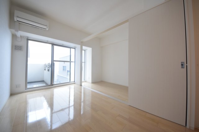 居室・リビング　マリンズ心斎橋 III　リビング