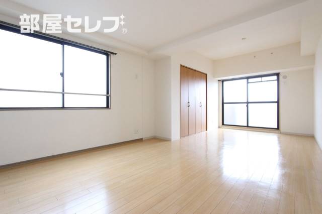 居室・リビング　リビングも広々