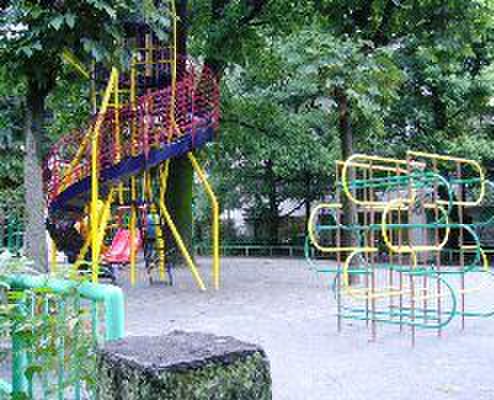 公園　東郷元師記念公園（公園）まで878m