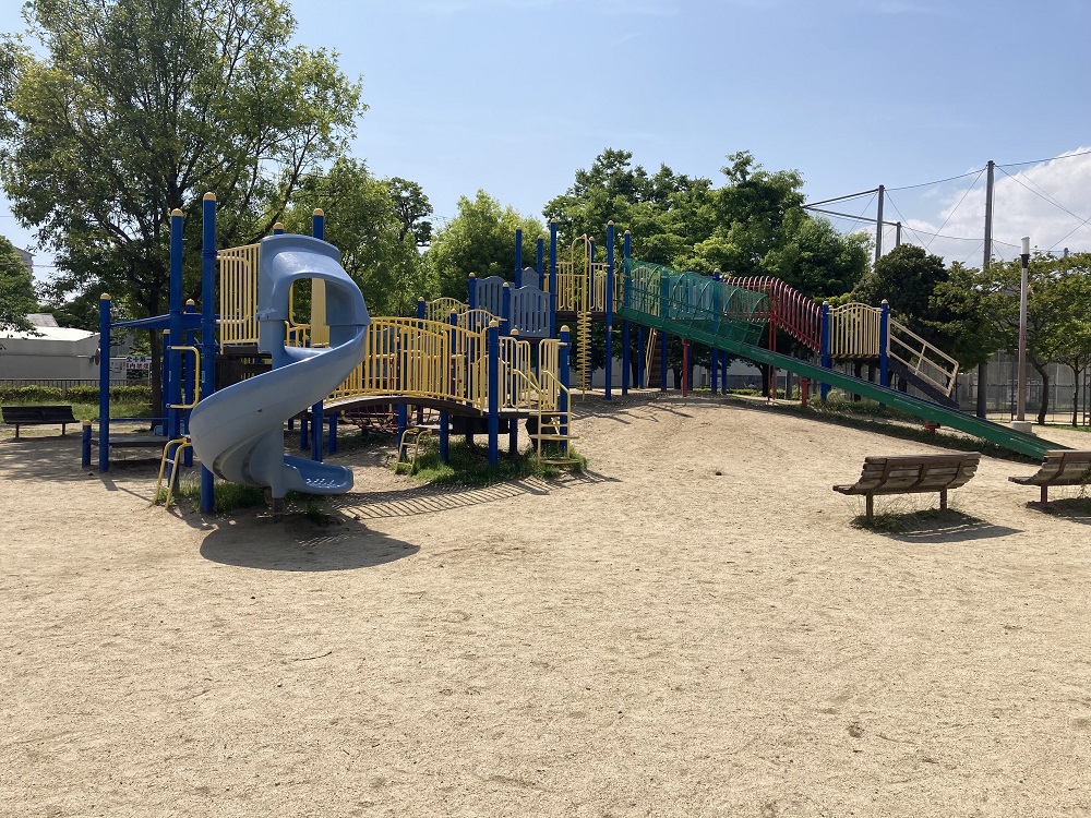 公園　新高中央公園（公園）まで309m