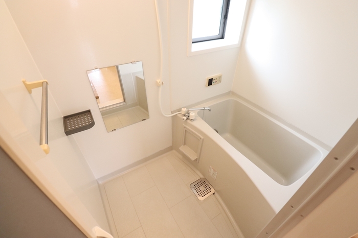 バス・シャワールーム　お風呂で日々の疲れを落としましょう