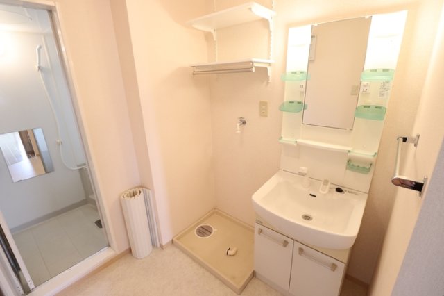 洗面設備　忙しい朝には欠かせない洗面所です