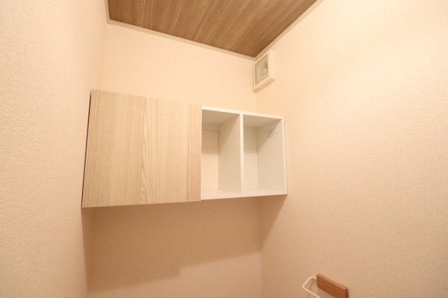 トイレ　トイレ収納です