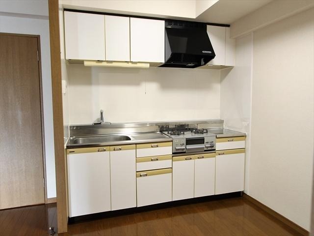 キッチン　別部屋参考写真です★