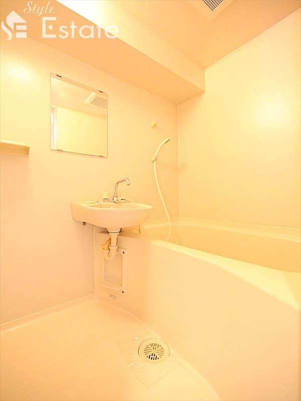 バス・シャワールーム　バスルーム